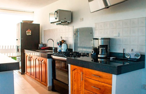 Chincha Baja Villa | HOP Mykonos en Playa y Naturaleza de Chincha