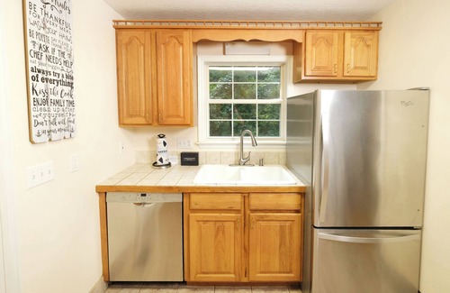 Gatlinburg - Pigeon Forge Cabin | Hop Skip and a Jump