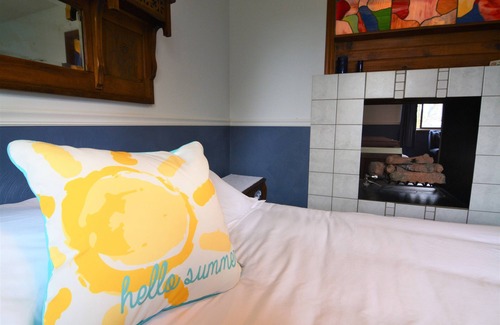 Fennville Bed & Breakfast | Hop & Vine Inn