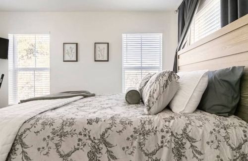 Ocean Springs Cottage | Hope Cottage - Close to Bistros, Beach