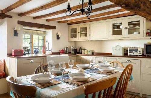 Longborough House | Hope Cottage