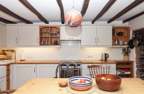Riddlecombe Cottage | HOPE COTTAGE, pet friendly, country holiday cottage in Riddlecombe