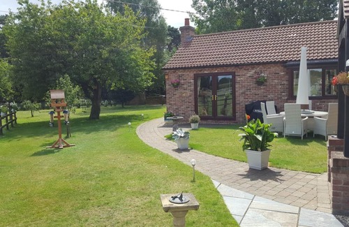 East Drayton Cottage | Hope Haven Christian Retreat 1 Bedroom Cottage