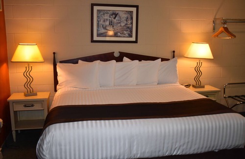 Hope Hotel | Hope Inn and Suites
