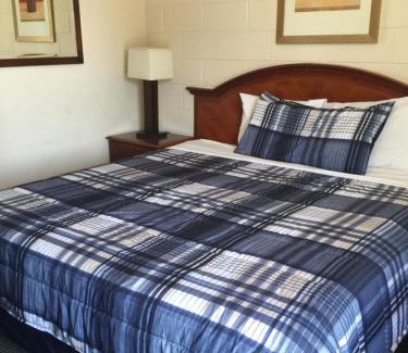 Lenox Hotel | Hope Inn