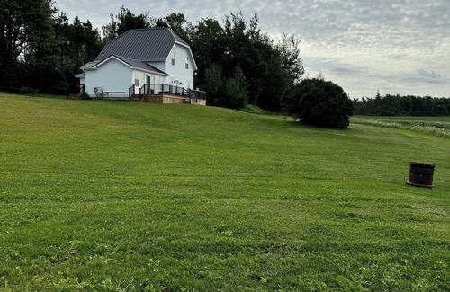Anne's Land House | Hope River Hideaway - Quiet private home, minutes to attractions!