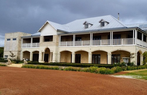 Henty Bed & Breakfast | Hope Springs Farm
