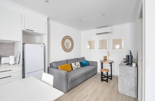 Alcochete Apartment | Hopstays - Alcochete