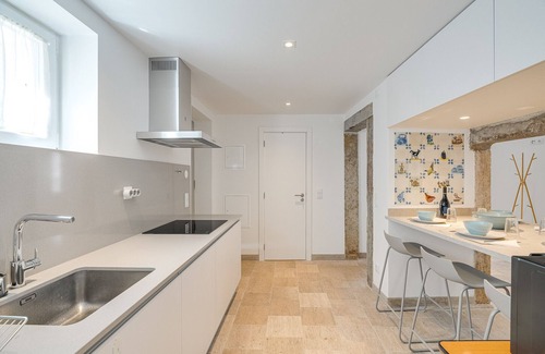 Trafaria Apartment | Hopstays - Trafaria Rio Pearl 49
