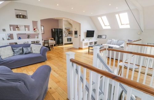 Tanygrisiau Cottage | HOREB CHAPEL HOUSE, pet friendly, with open fire in Tanygrisiau