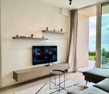 Jala House | Horizon 360, Green Coast, Palase