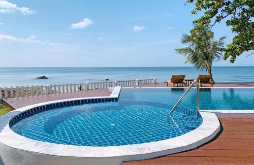 Nuea Khlong Resort | Horizon Beach Resort Koh Jum