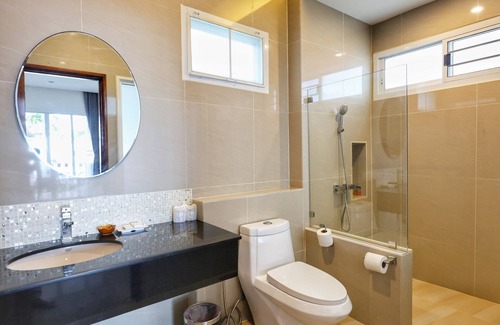 Nuea Khlong Hotel | Horizon Beach Resort Koh Jum