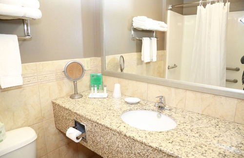 West Point Hotel | Horizon Inn and Suites