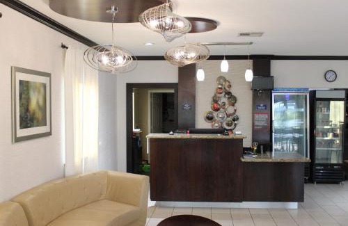 Pearsall Hotel | Horizon Inn & Suites