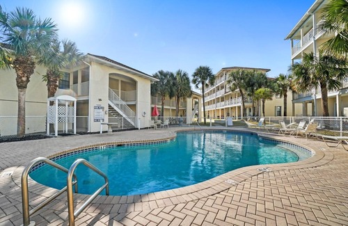 West Panama City Beach Condo | Horizon South 53C - Budget Friendly, Beach, 4 Pools, Free Activities Included