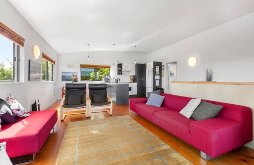 Raglan Apartment | HORIZON SURF LODGE plus private spa