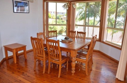 South West Rocks House | Horizons - Bring your own linen
