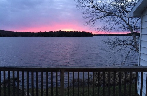 Ryerson Cottage | Horn Lake Cottage (4 season, Lakefront), Burk's Falls