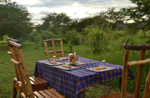 Pakwach Cabin | Hornbill Bush Lodge