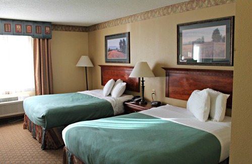 McCook Hotel | Horse Creek Inn