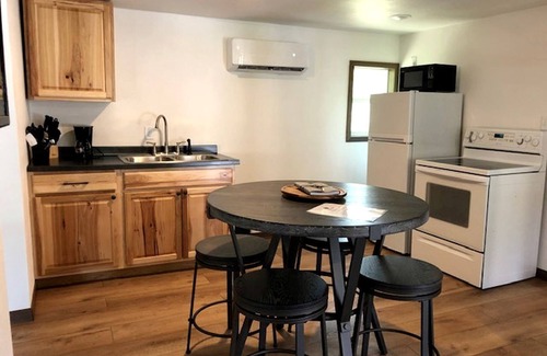 Rapid City House | Horse Creek Resort - Cabin 2