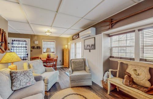 Otto House | Horse Haven Cabin