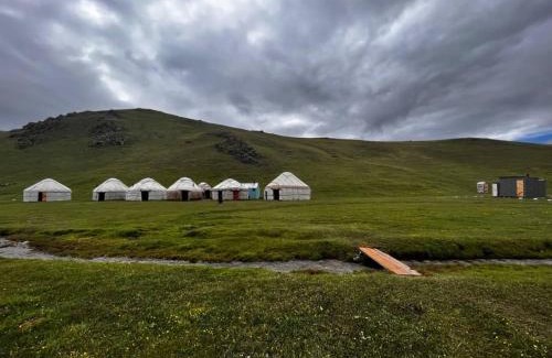 Naryn Region House | Horse riding&Kyzart Homestay