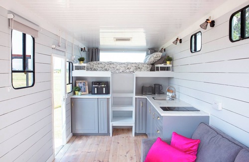 Pontesbury House | Horsebox glamping in Shropshire - Welcome to the Hay Vacay!
