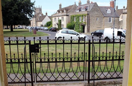 Calne House | Horsebrook House Apartment, CALNE