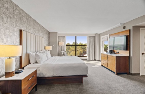 Horseshoe Bay Hotel | Horseshoe Bay Resort