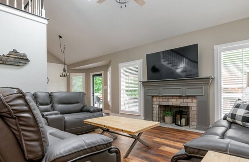 Lindseyville House | Horseshoe Holler Retreat KY