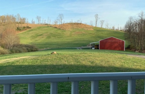 Ireland House | Horseshoe Ridge Farms at Braxton County, WV