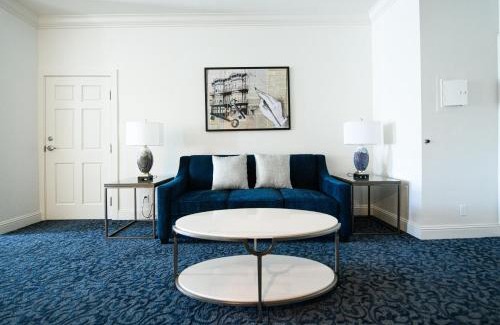 Pacific Terrace Hotel | Horton Grand Hotel