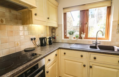 Horton in Ribblesdale Cottage | HORTON SCAR HOUSE, pet friendly in Horton-In-Ribblesdale