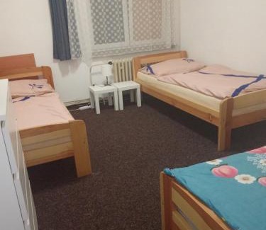 Suchovrsice House | Hospůdka a Penzion u Rážů