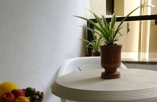 Ondina Apartment | Hosp in Salvador by the sea with services included.