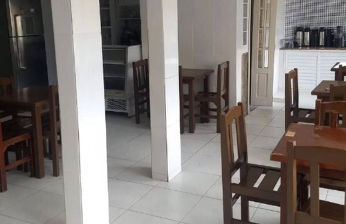 Cabo Frio Apartment | Hospedagem Central - Suíte 109 - Cabo Frio - Aluguel Econômico