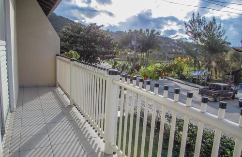 Gamboa House | Hospedagem do Peduca