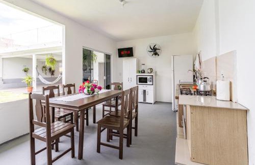 Palhoca House | Hospedagem Palhoça