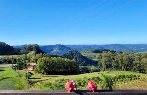 Serio House | Hospedagem rural c Wi-Fi e churrasq em Sério/RS