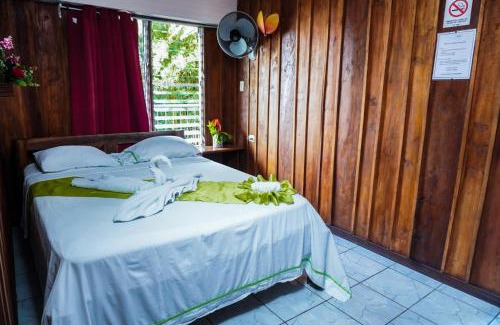 Quesada Hotel | Hospedaje Angeluz