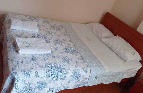 San Martin de Porres Bed & Breakfast | Hospedaje Aquarius de Lima Peru - 5 Minutos de Centro de Lima