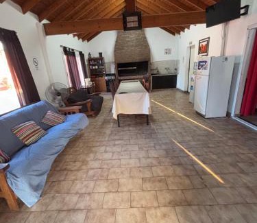 Monte Grande House | Hospedaje en Monte Grande