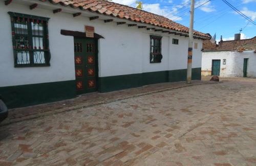 Mongui House | Hospedaje La Lomita