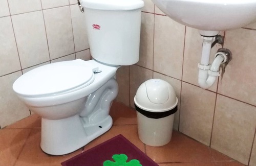 El Tambo Hotel | Hospedaje Las Lilas