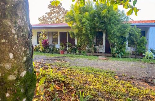 Quesada Hotel | Hospedaje Shaddai