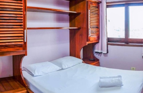 Pereque-Mirim House | Hospedaria Vitória Mar - Family accommodation (6 adults)