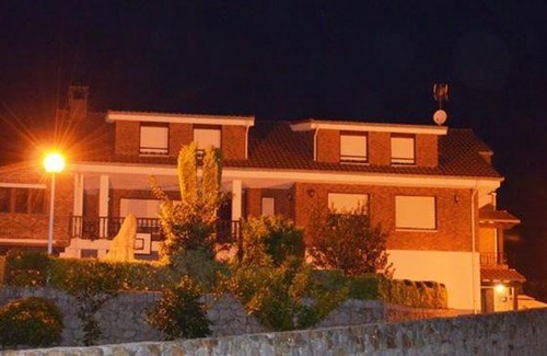 Orena House | Hospedería El Cantio