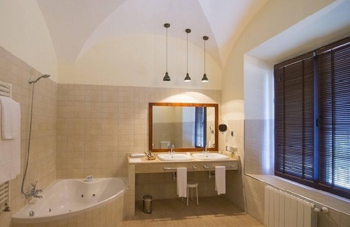 Villanueva de la Serena Hotel | Hospedium Hotel Cortijo Santa Cruz